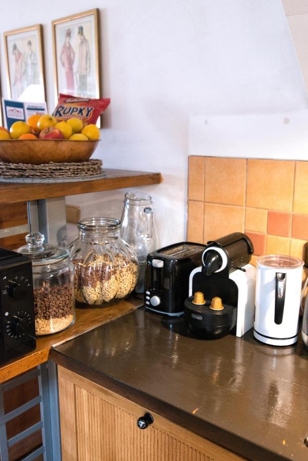 Apartment Neratovice Luaran gambar