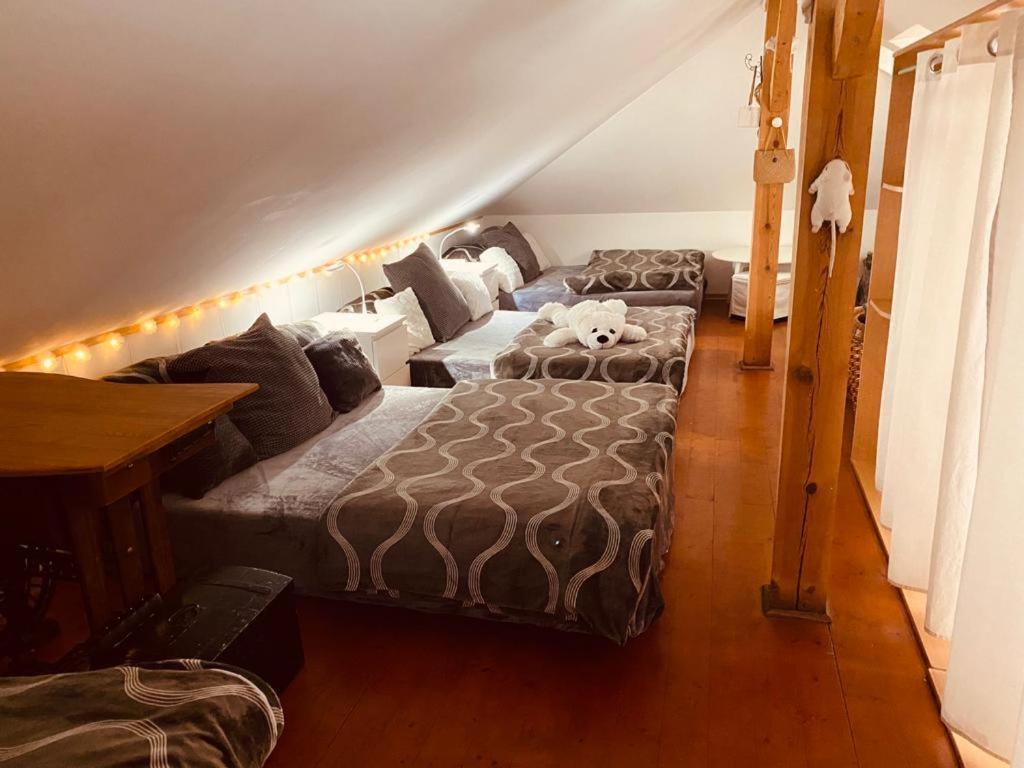 Apartment Neratovice Luaran gambar