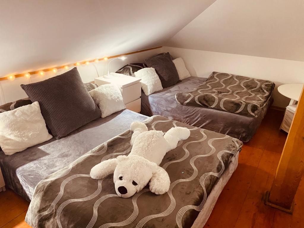 Apartment Neratovice Luaran gambar