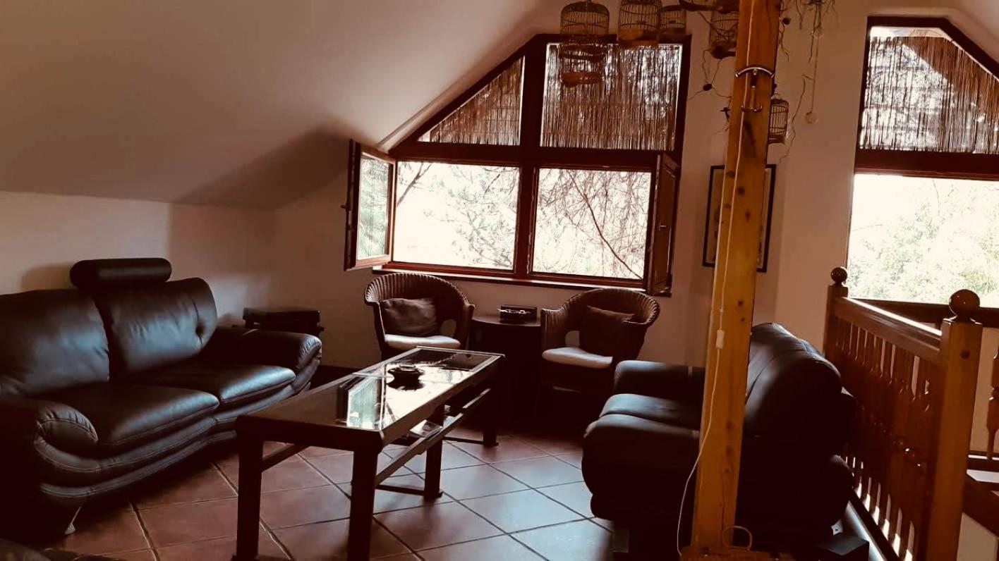 Apartment Neratovice Luaran gambar